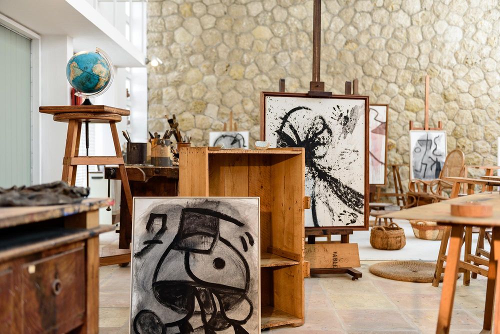 25th anniversary Miró Mallorca Fundació (art direction, graphic design, identity, art & culture, public sector, print), by DOMO-A | Art direction & graphic design, Barcelona