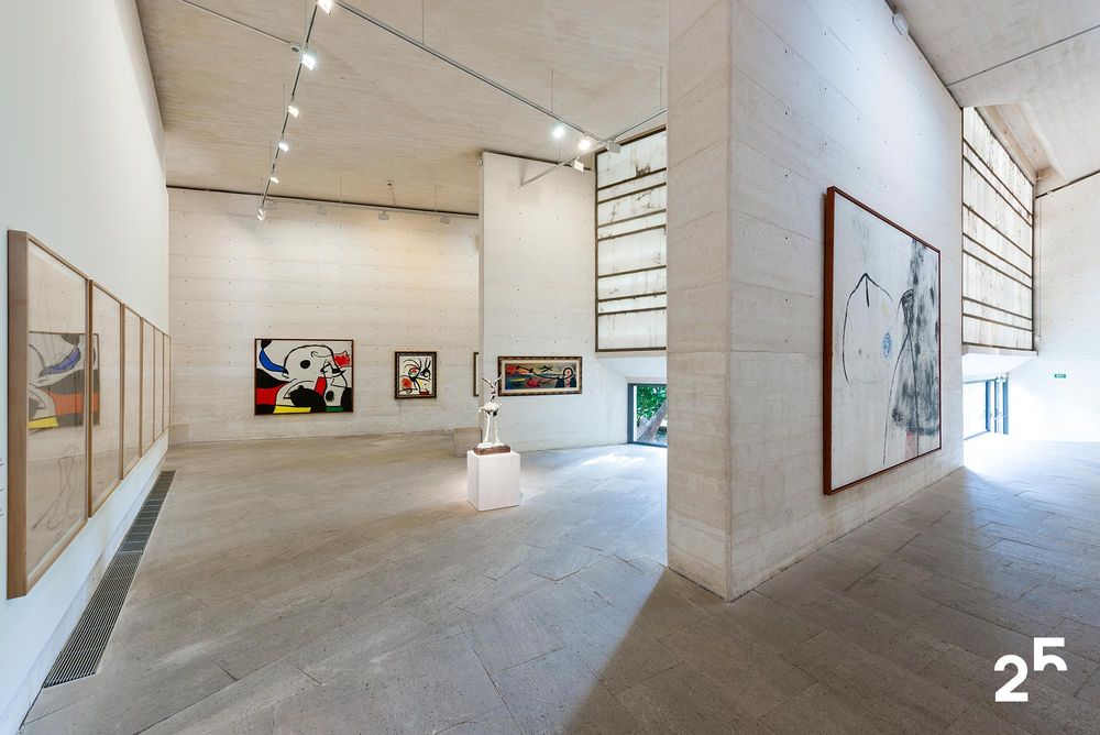 25 aniversario Miró Mallorca Fundació (dirección de arte, diseño gráfico, identidad, arte y cultura, sector público, print), por DOMO-A | Dirección de arte y diseño gráfico, Barcelona